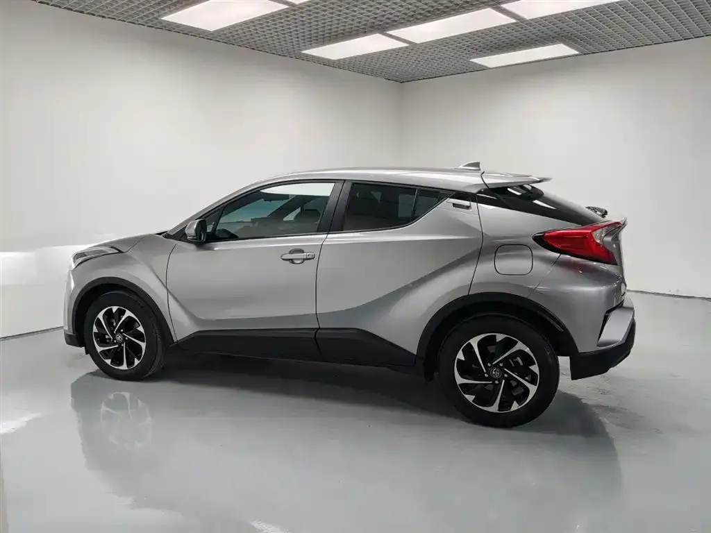 Toyota IZOA 2021 из CN, фото 6