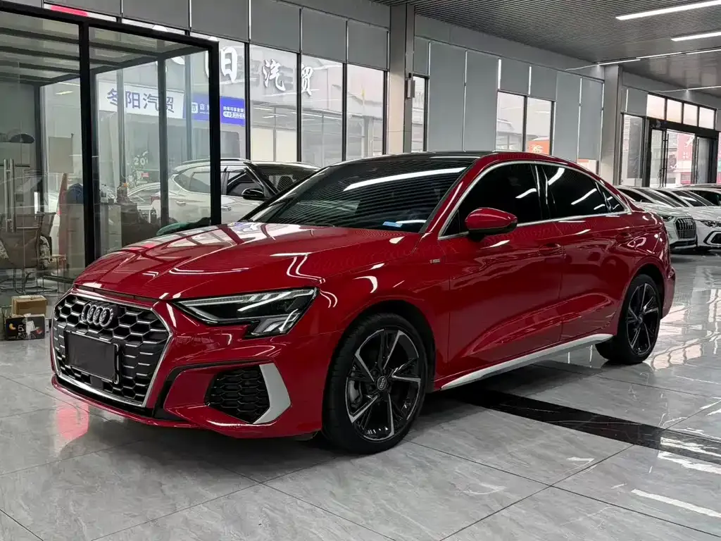 Audi A3 2022 из CN, фото 1