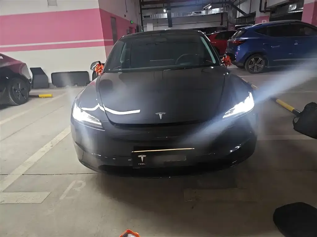 Tesla Model 3 2024 из CN, фото 6