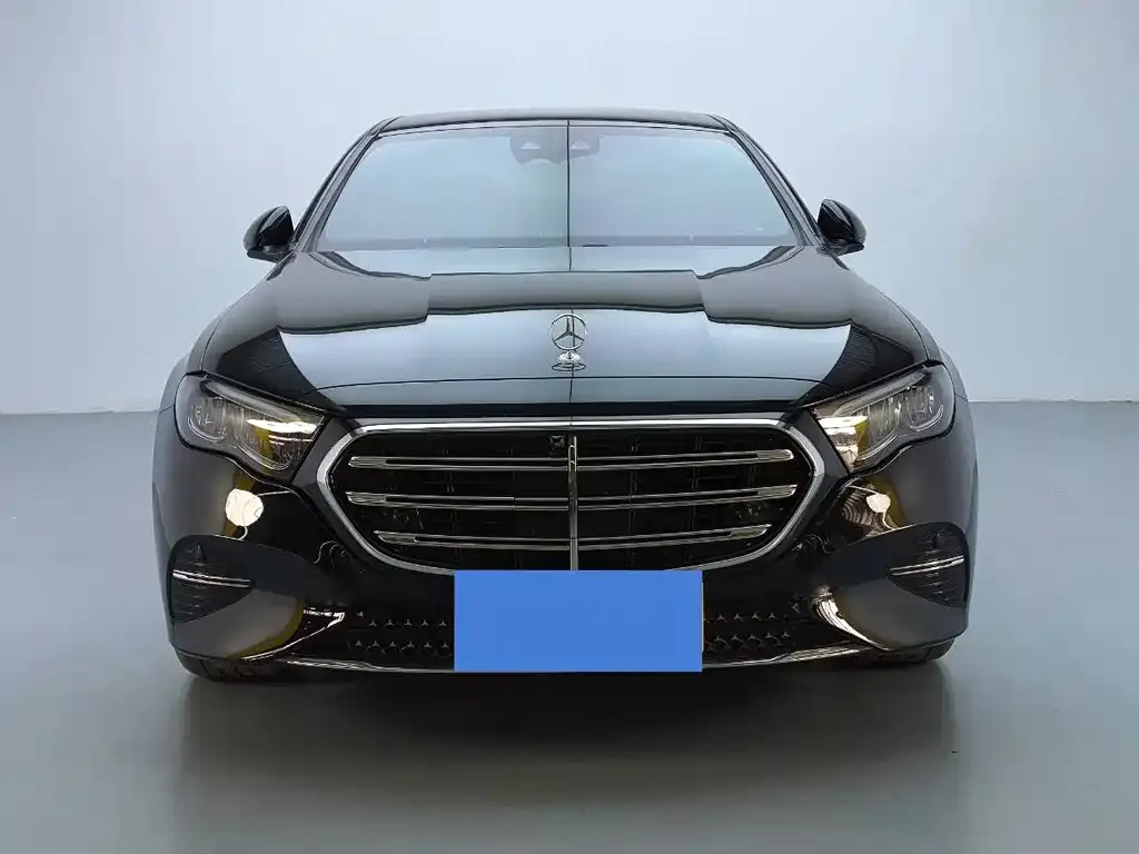 Mercedes-Benz E-Class 2024 из CN, фото 3