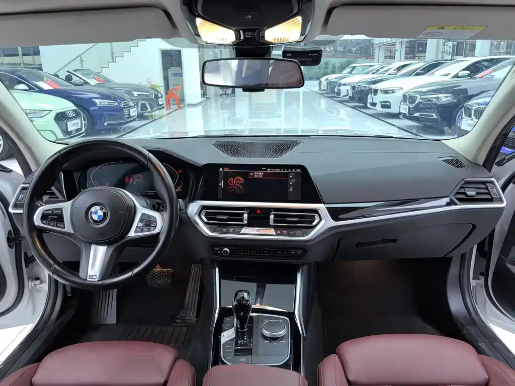 BMW 3 Series 2022 из CN, фото 8
