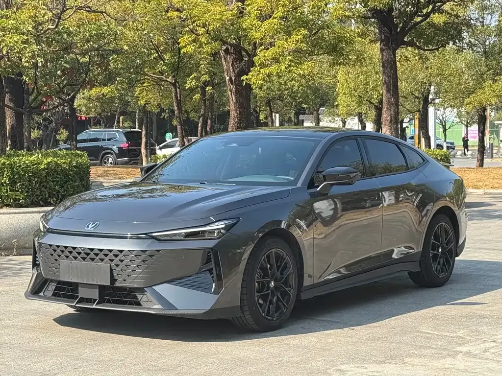 Changan UNI-V 2024 из CN, фото 1
