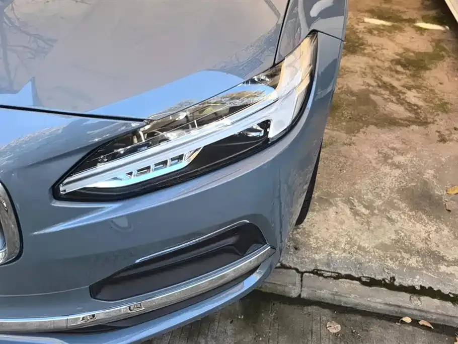 Volvo S90 2022 из CN, фото 5