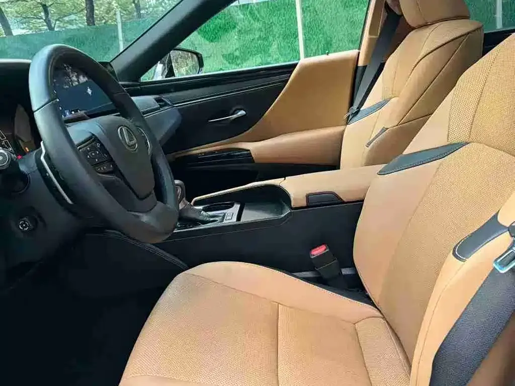 Lexus ES 2024 из CN, фото 9