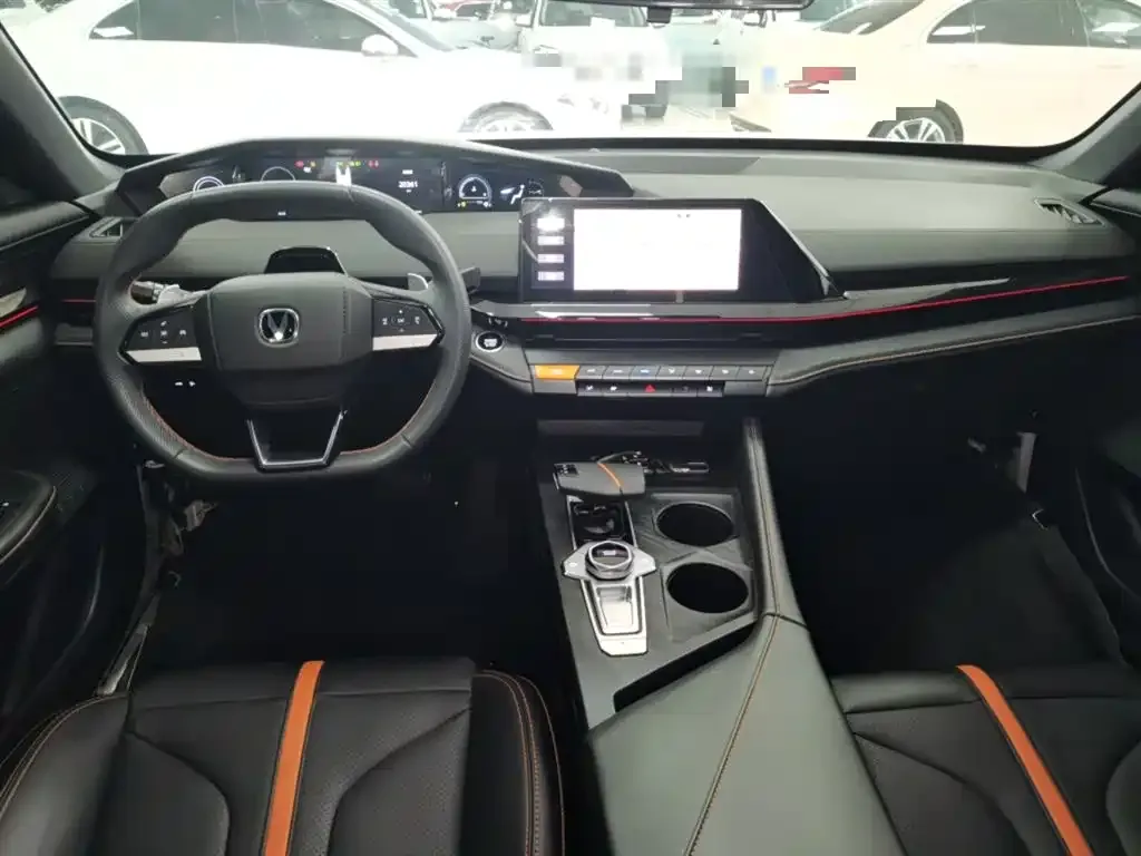 Changan UNI-V 2024 из CN, фото 10