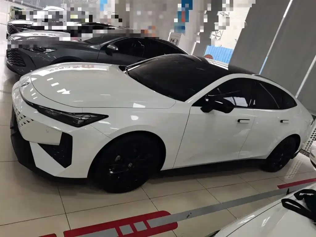 Changan UNI-V 2024 из CN, фото 5