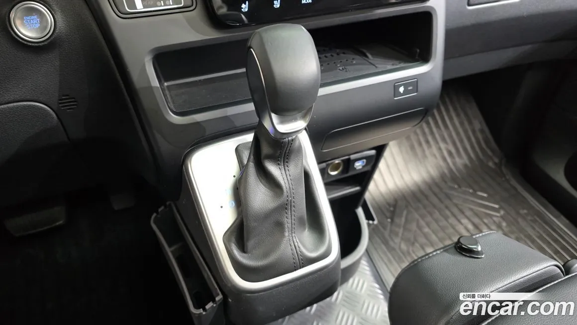Hyundai Staria — фото 10