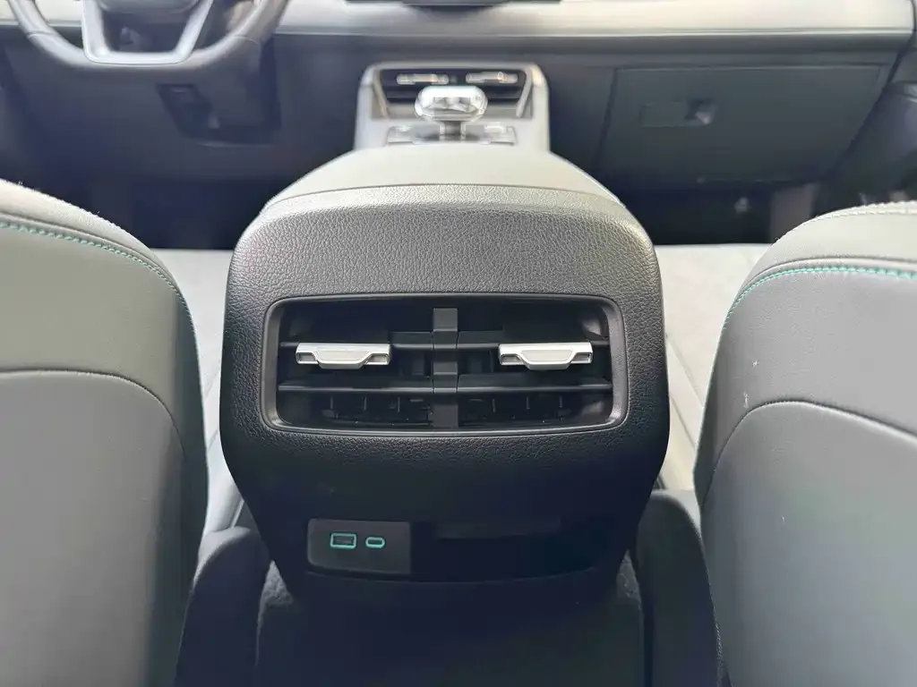 BYD Qin PLUS 2025 из CN, фото 9
