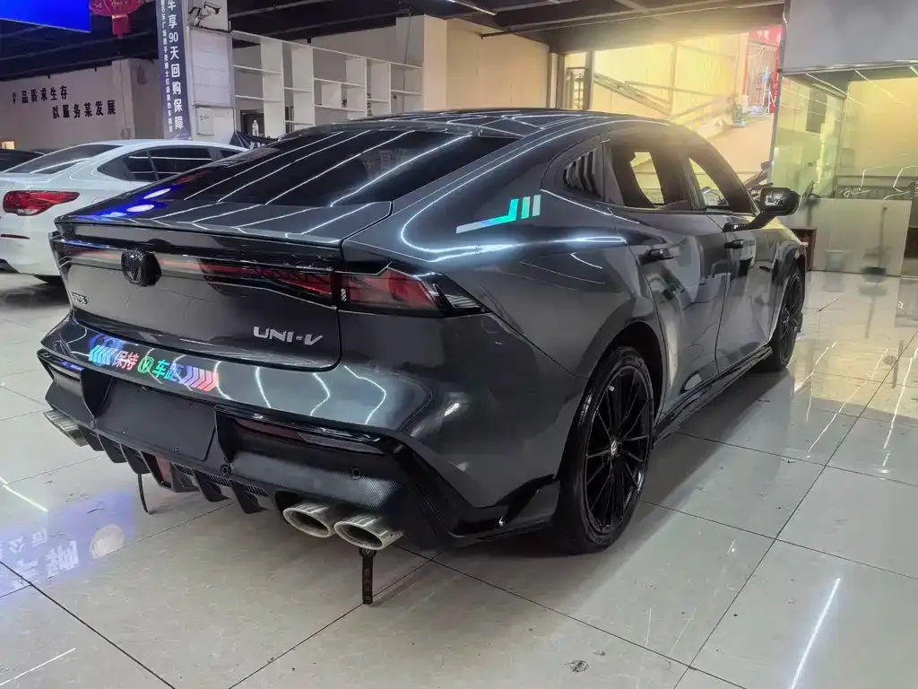 Changan UNI-V 2023 из CN, фото 10