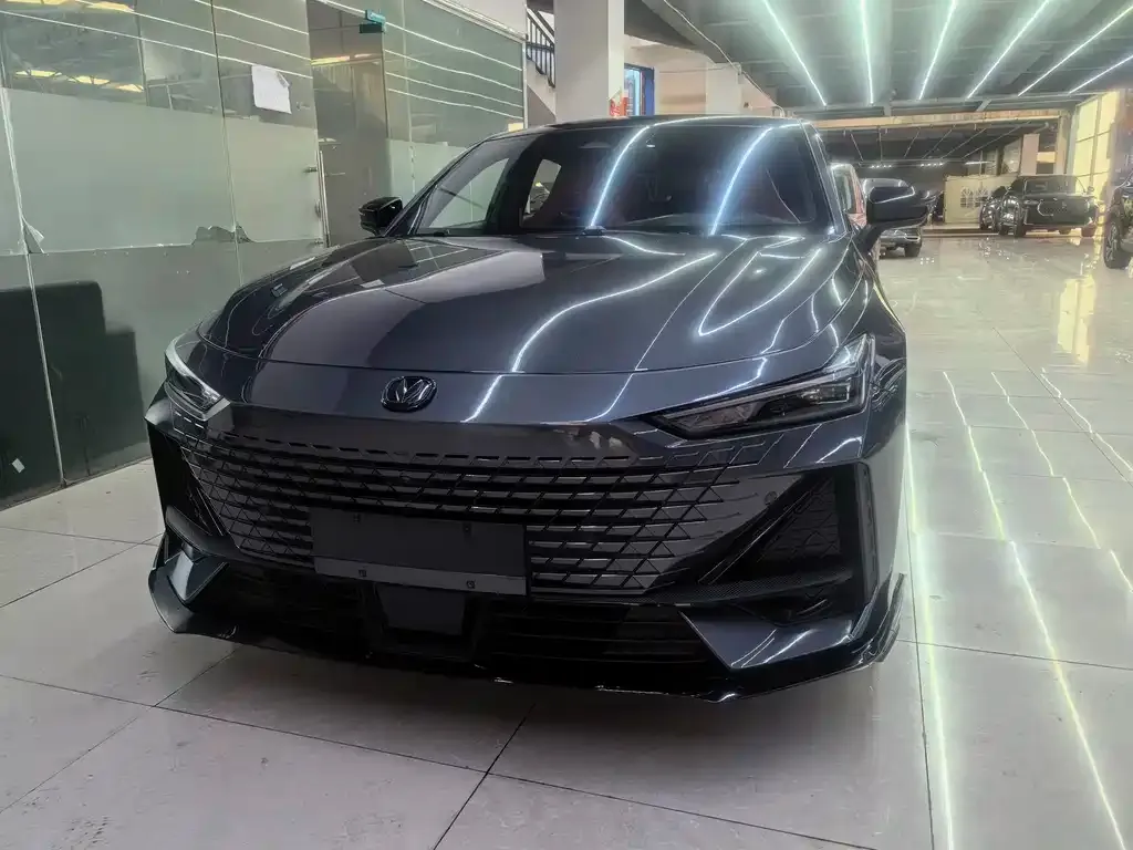 Changan UNI-V 2023 из CN, фото 2