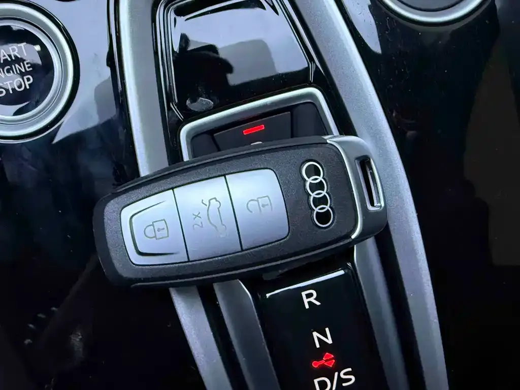 Audi A3 2025 из CN, фото 10