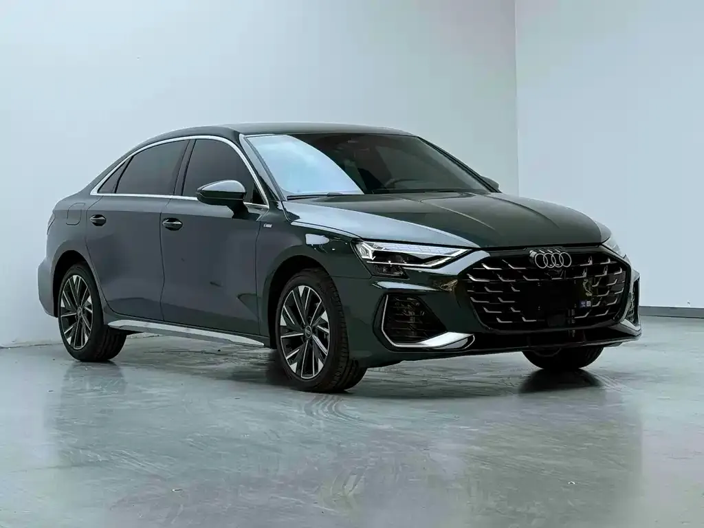Audi A3 2025 из CN, фото 6