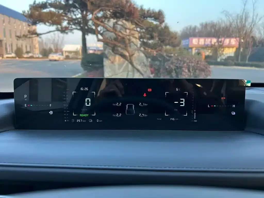 Changan Eado PHEV 2025 из CN, фото 2