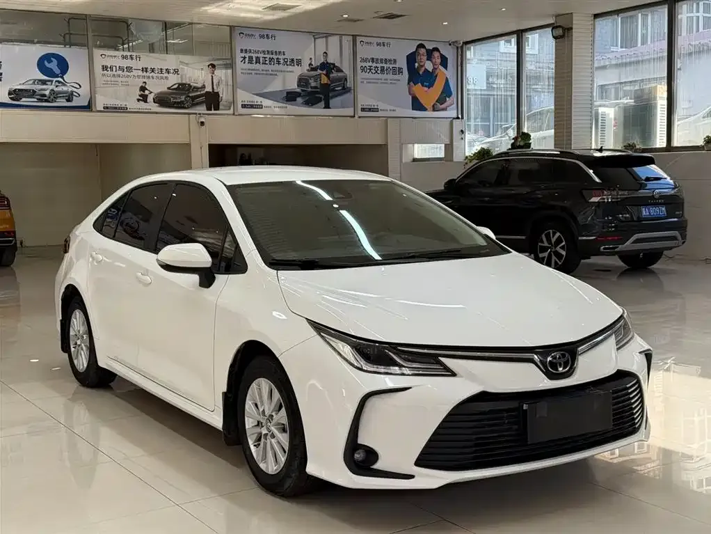 Toyota Corolla 2022 из CN, фото 3