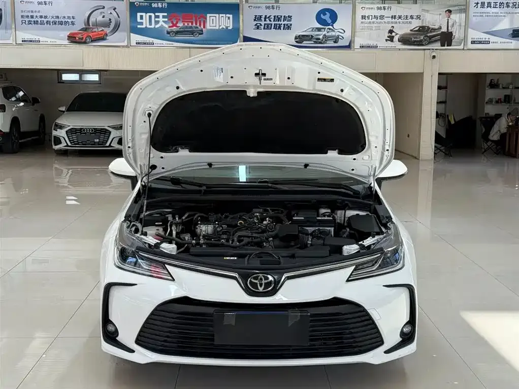 Toyota Corolla 2022 из CN, фото 10