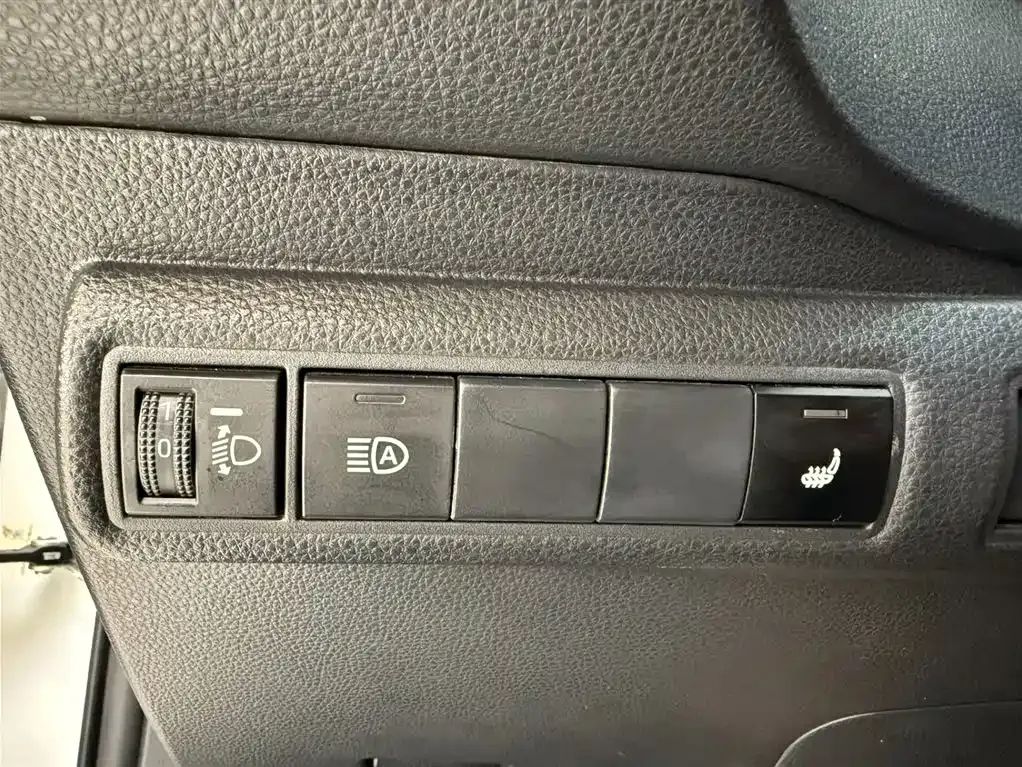 Toyota Corolla 2022 из CN, фото 8