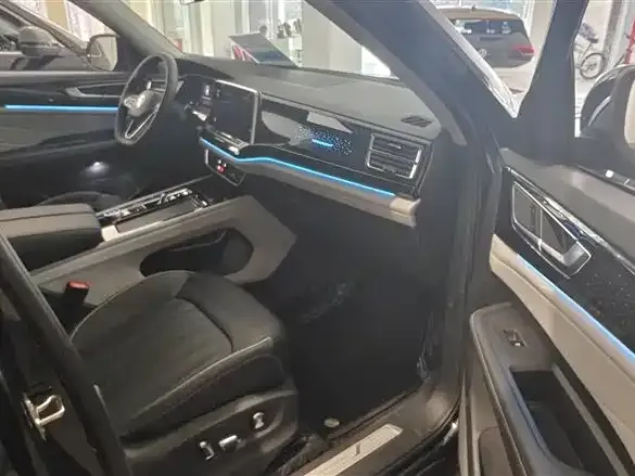 Volkswagen Teramont 2023 из CN, фото 8