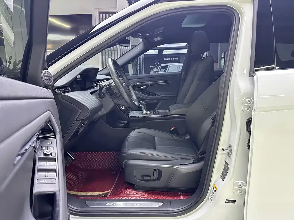 Land Rover Evoque 2021 из CN, фото 4
