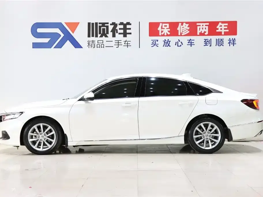 Honda Accord — фото 6