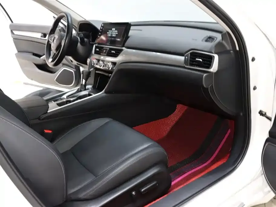 Honda Accord — фото 3