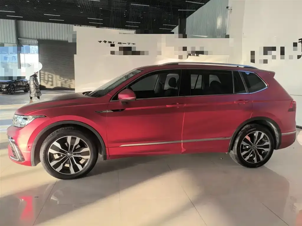 Volkswagen Tiguan L 2023 из CN, фото 7