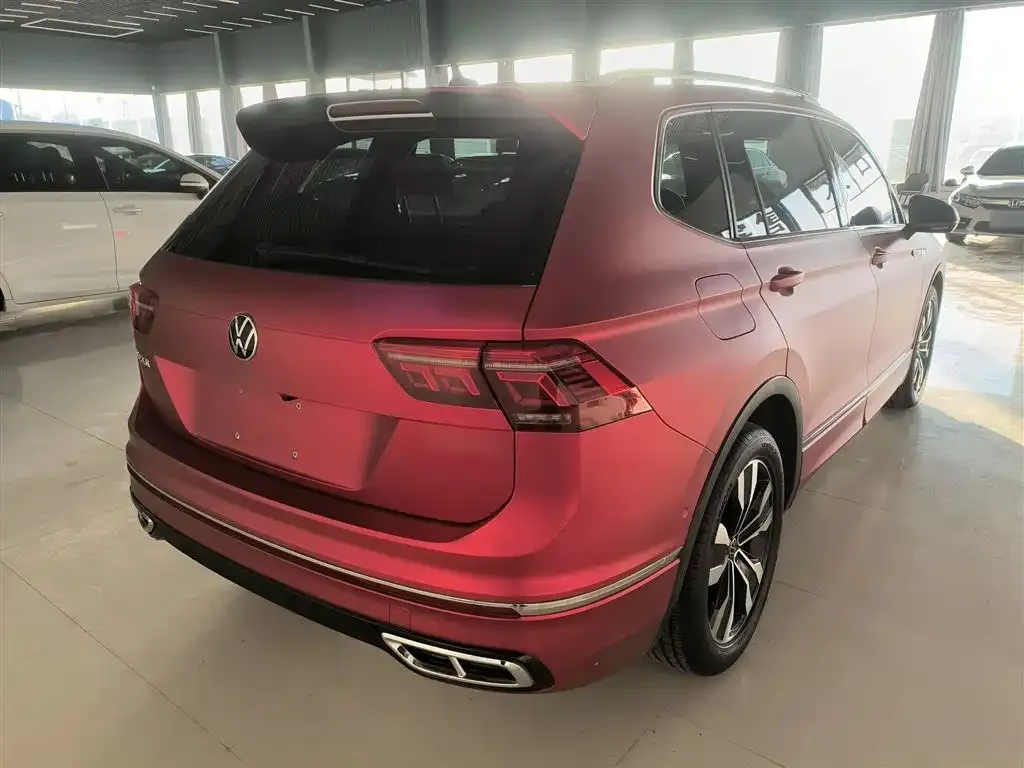 Volkswagen Tiguan L 2023 из CN, фото 10