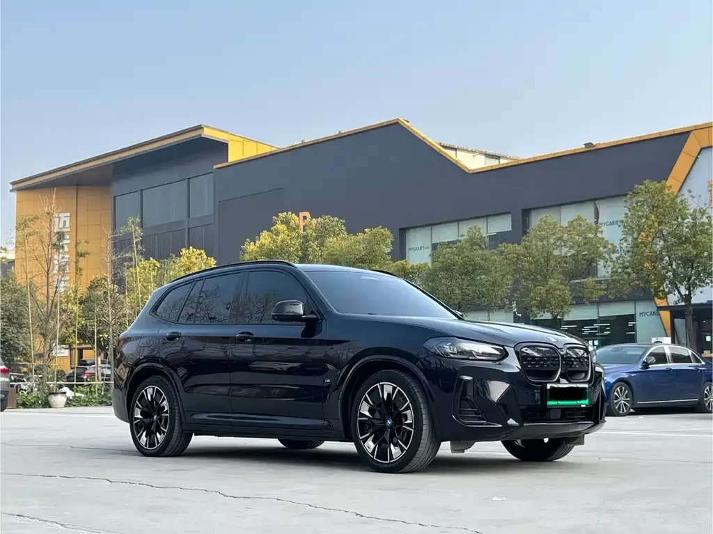 BMW iX3 2023 из CN, фото 8