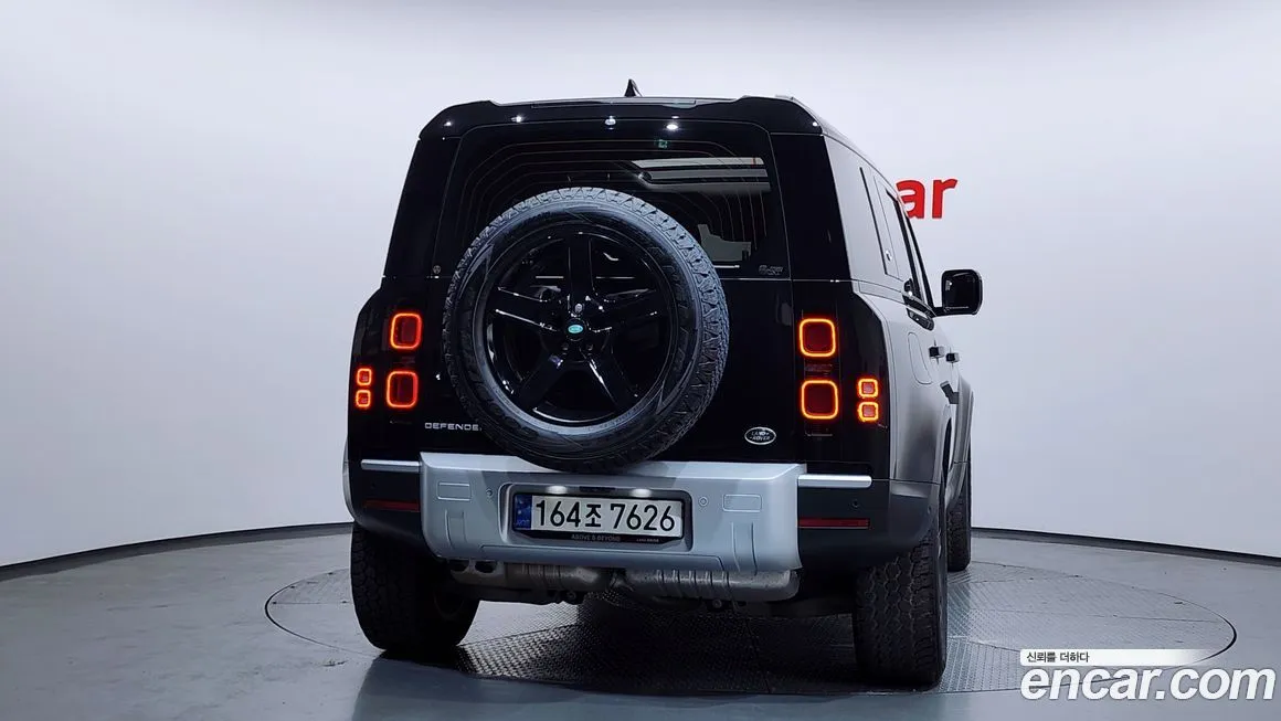 Land Rover Defender — фото 4
