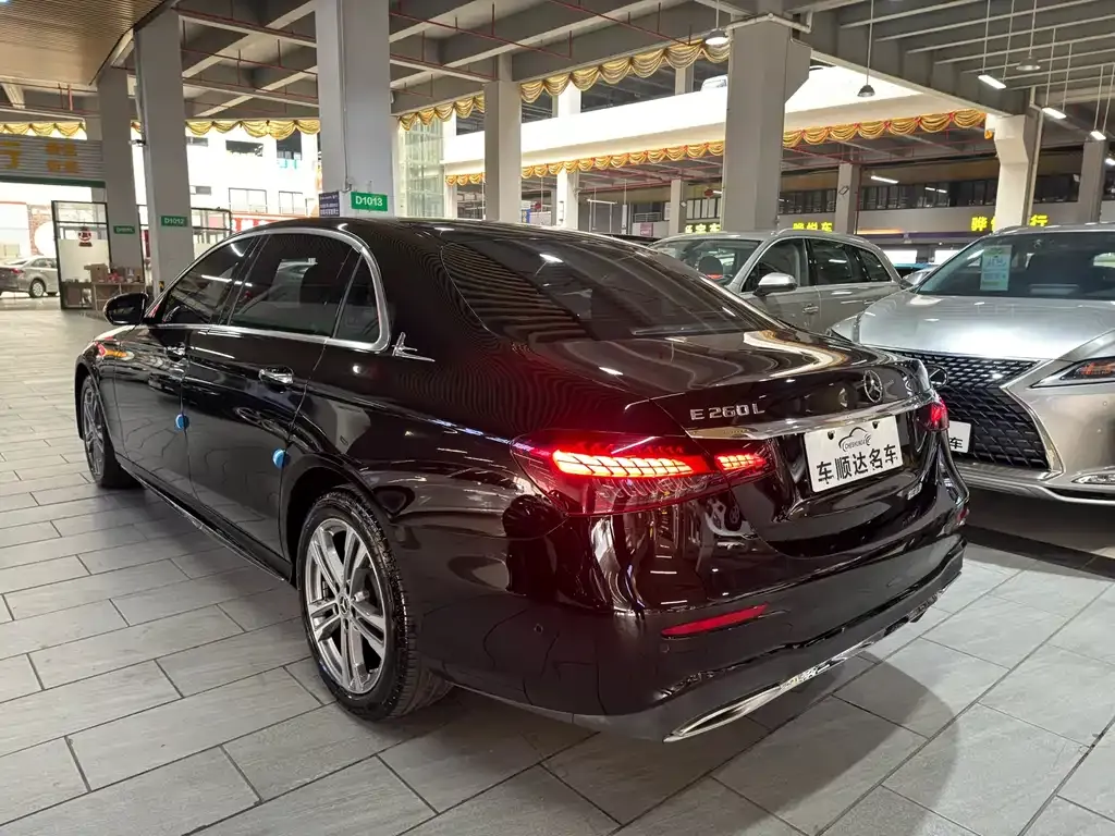 Mercedes-Benz E-Class 2023 из CN, фото 4