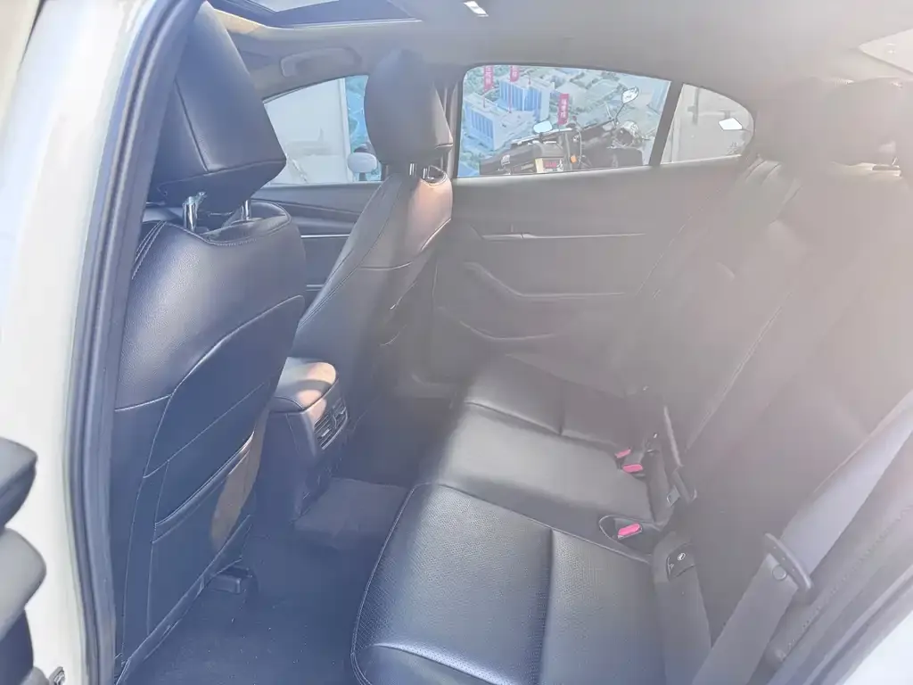 Mazda 3 Axela 2021 из CN, фото 5