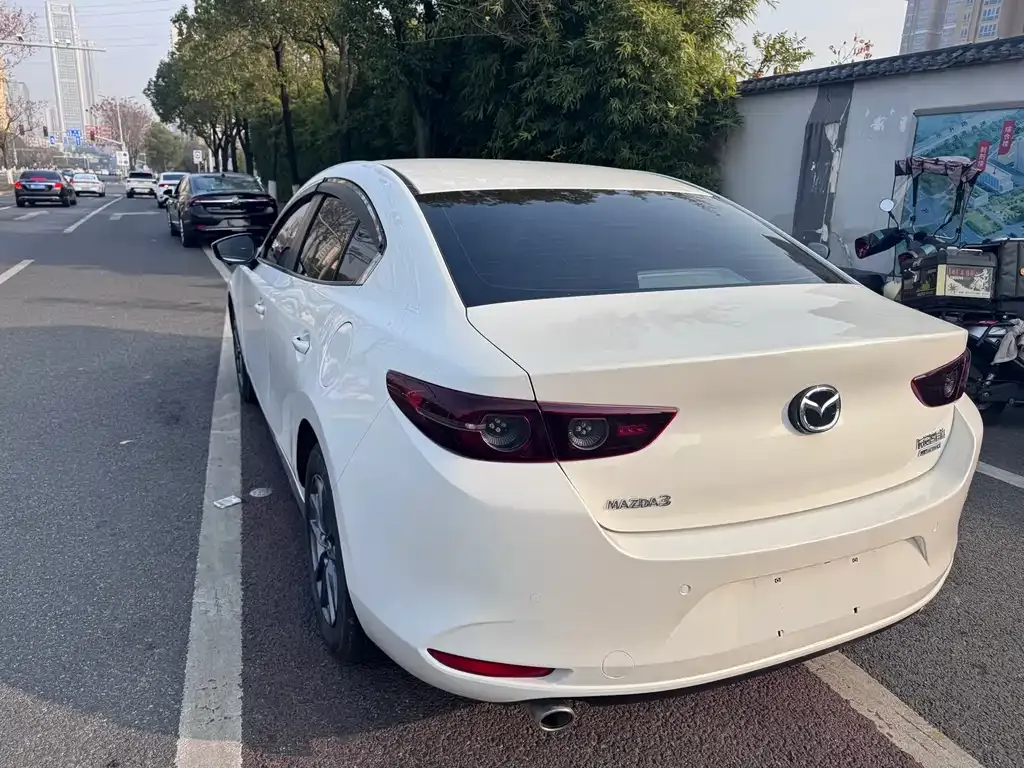 Mazda 3 Axela 2021 из CN, фото 7