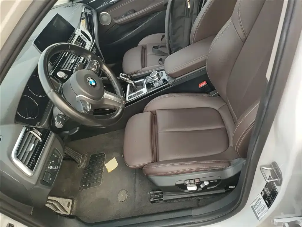 BMW 1 Series 2021 из CN, фото 10