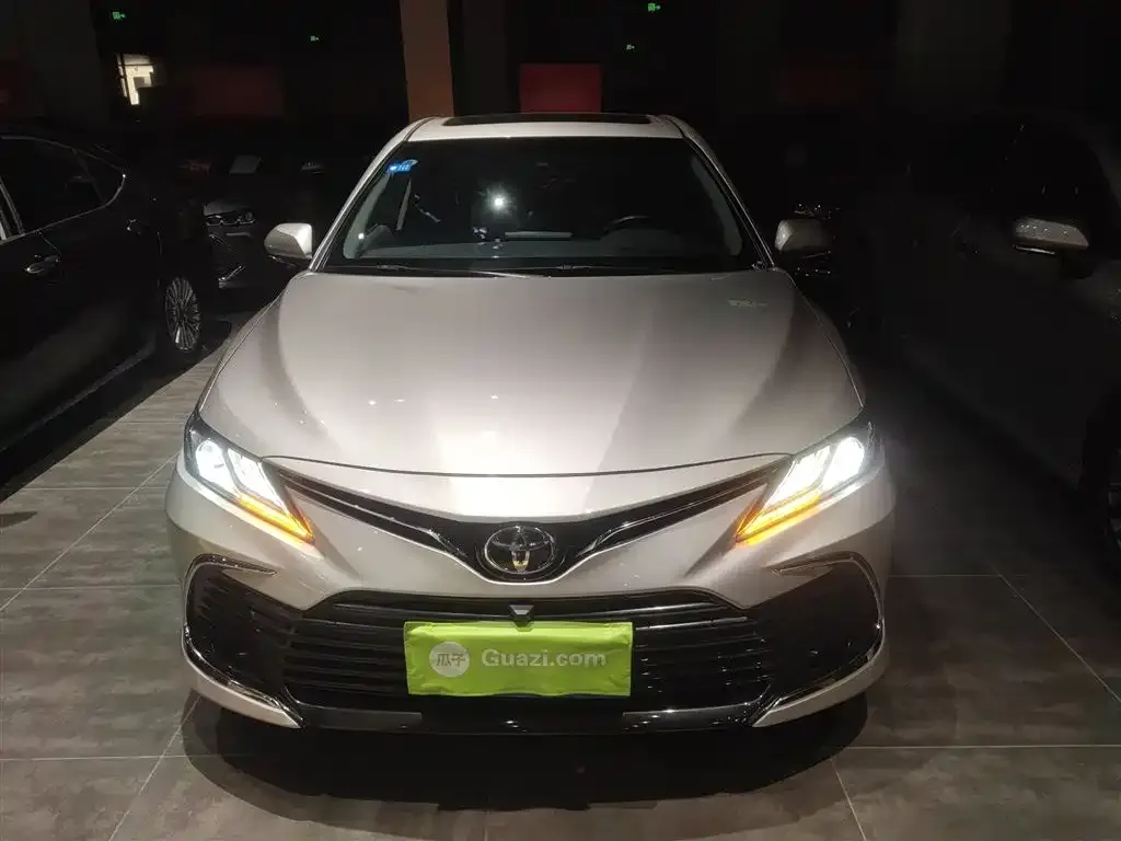Toyota Camry 2022 из CN, фото 3