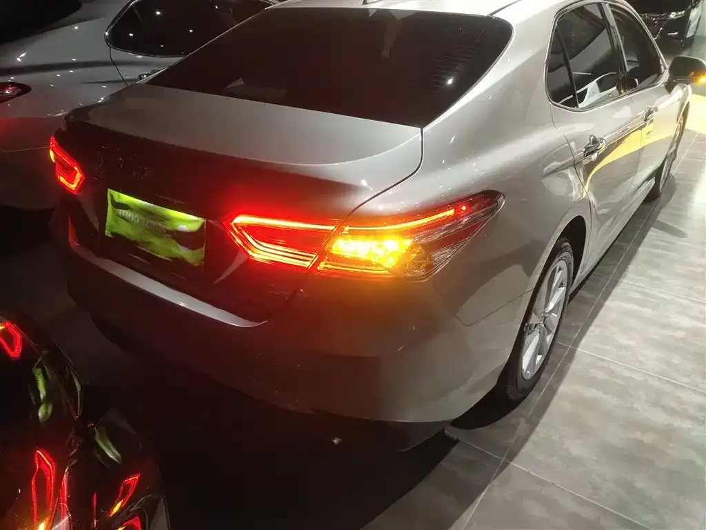 Toyota Camry 2022 из CN, фото 8