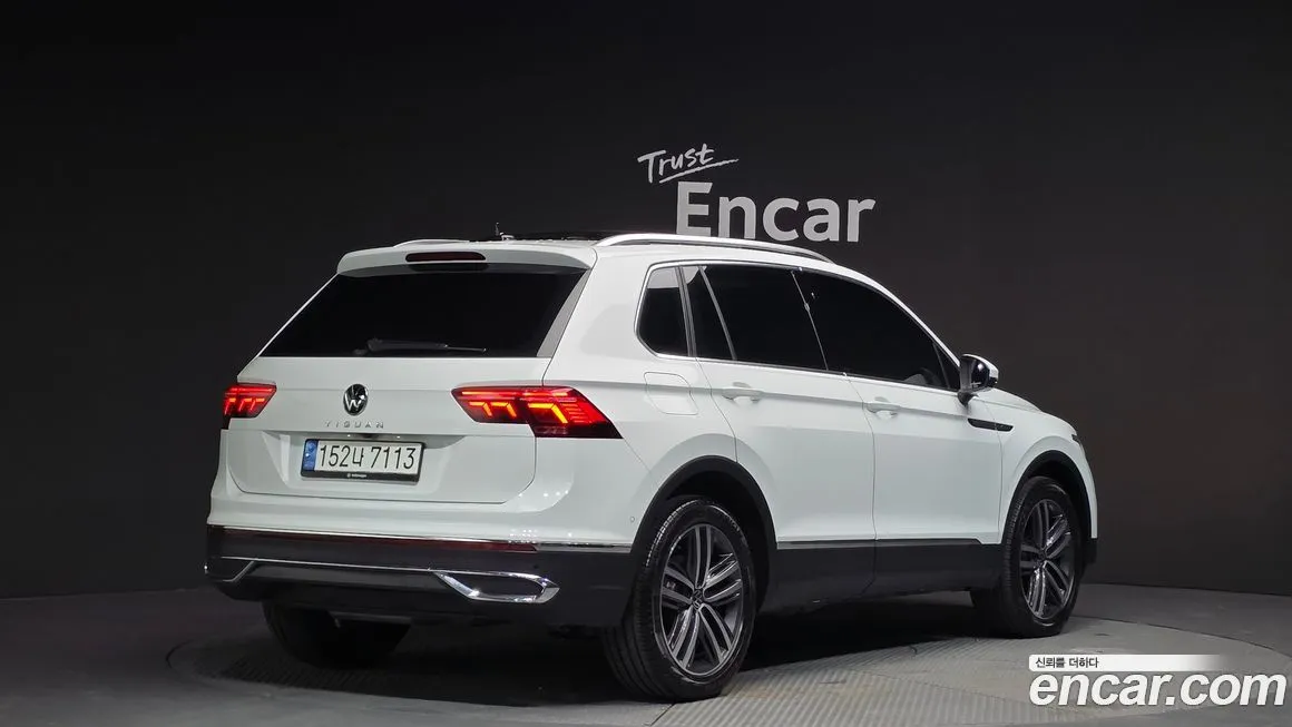 Volkswagen Tiguan — фото 4
