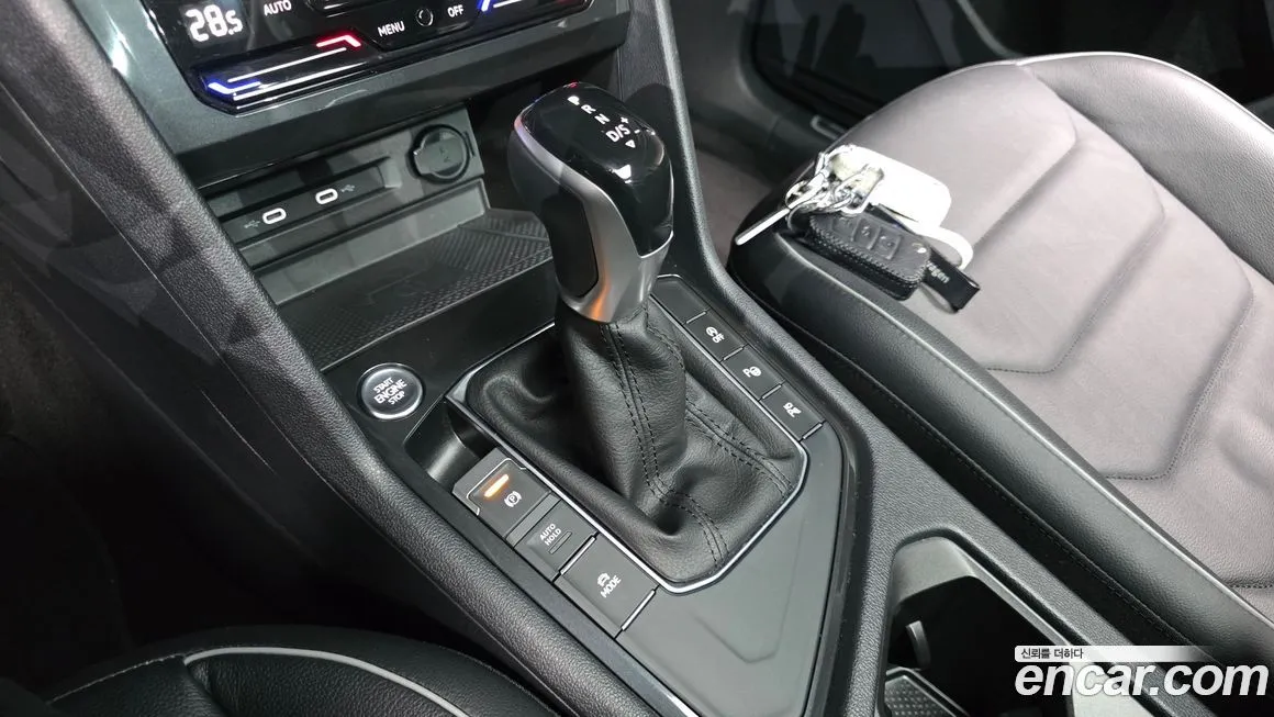 Volkswagen Tiguan — фото 7