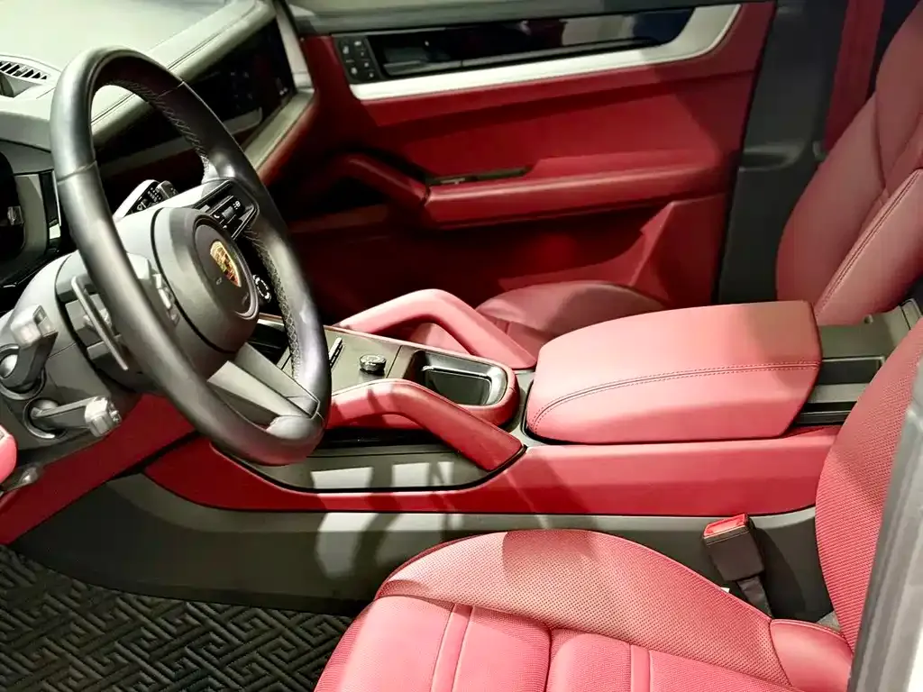 Porsche Cayenne 2024 из CN, фото 10