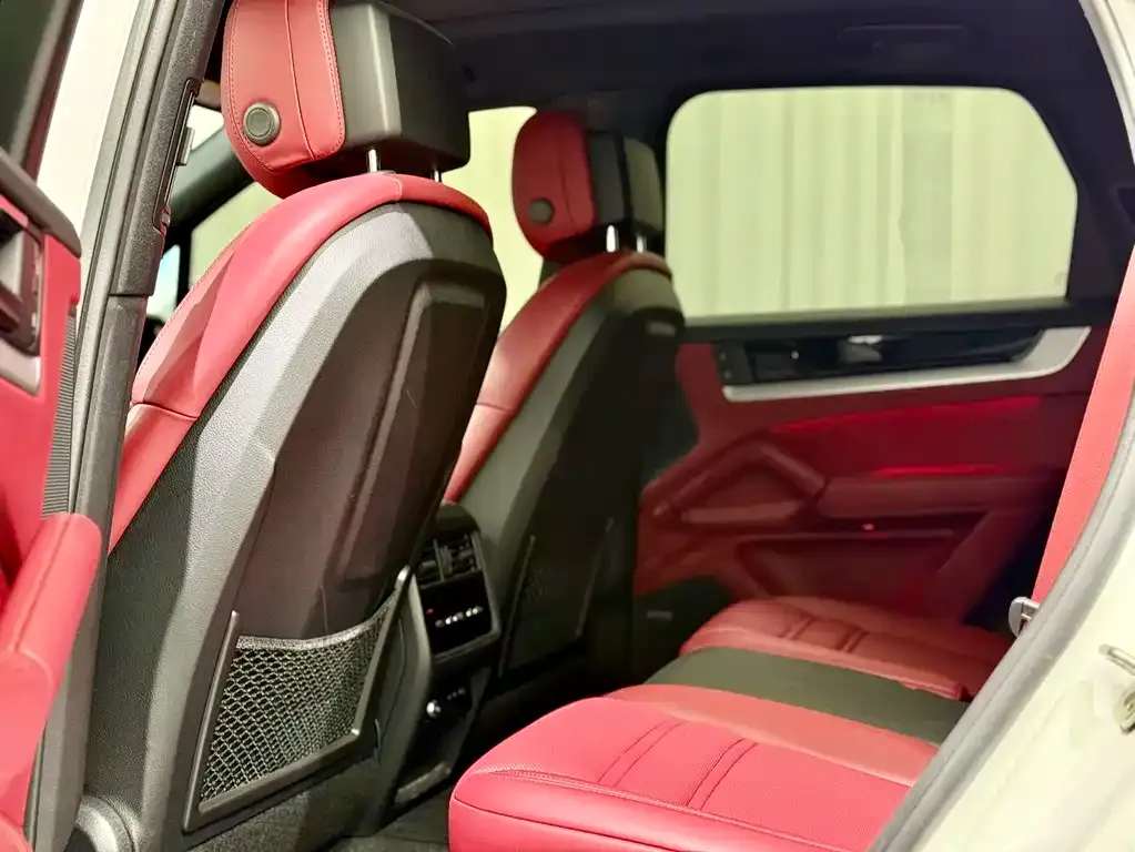 Porsche Cayenne 2024 из CN, фото 9