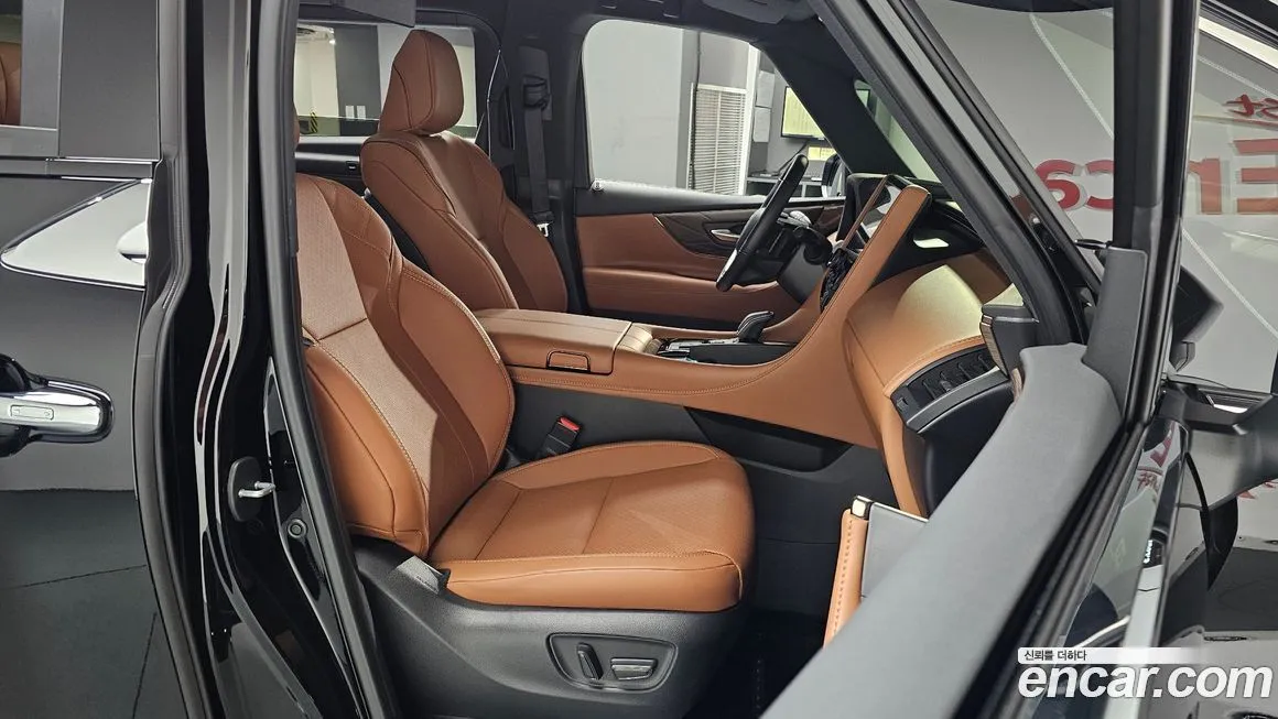 Toyota Alphard — фото 10
