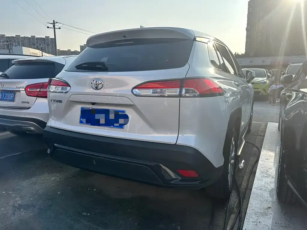 Toyota Frontlander 2022 из CN, фото 4