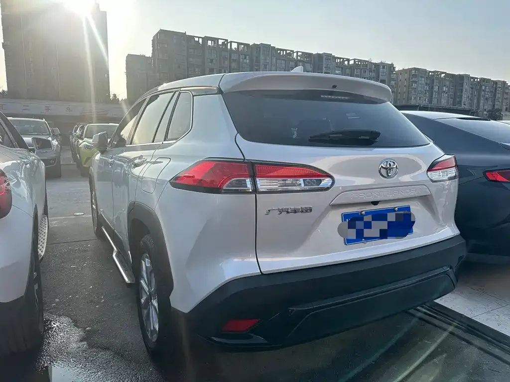 Toyota Frontlander 2022 из CN, фото 3