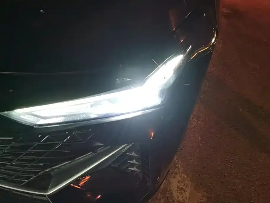 Changan UNI-V 2022 из CN, фото 5