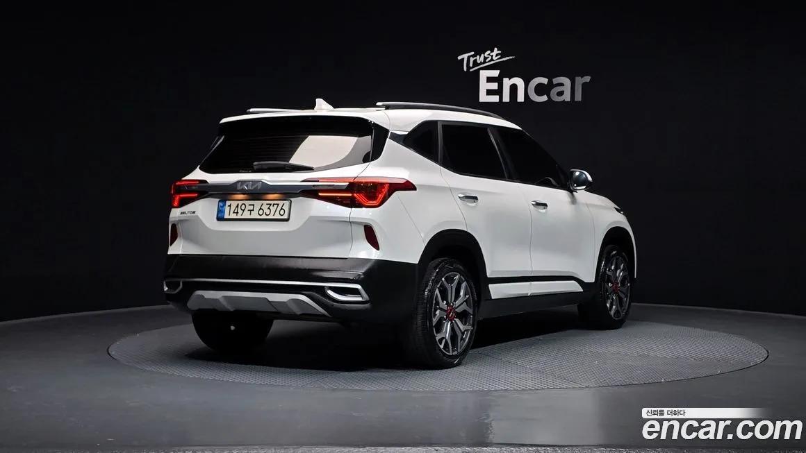 Kia Seltos 2023 из KR, фото 2
