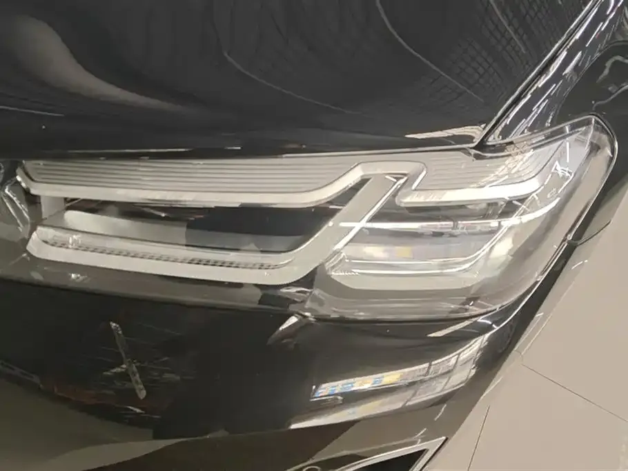 BMW 5 Series 2021 из CN, фото 7
