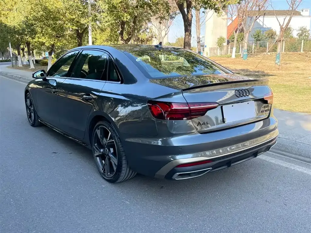 Audi A4L 2024 из CN, фото 8