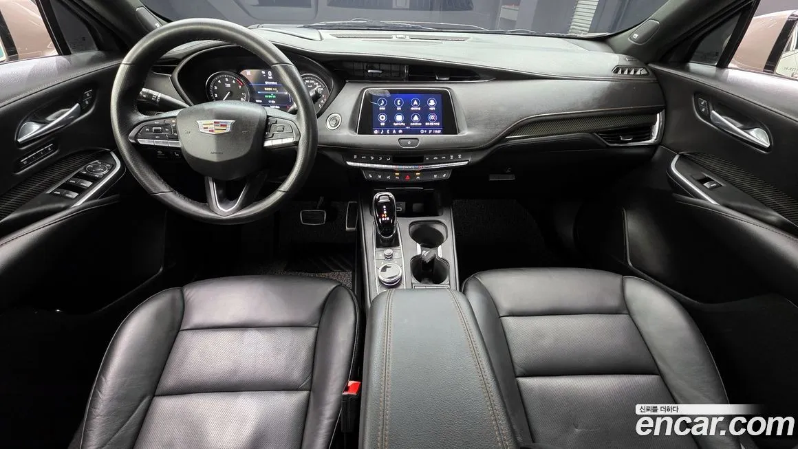 Cadillac XT4 2023 из KR, фото 6