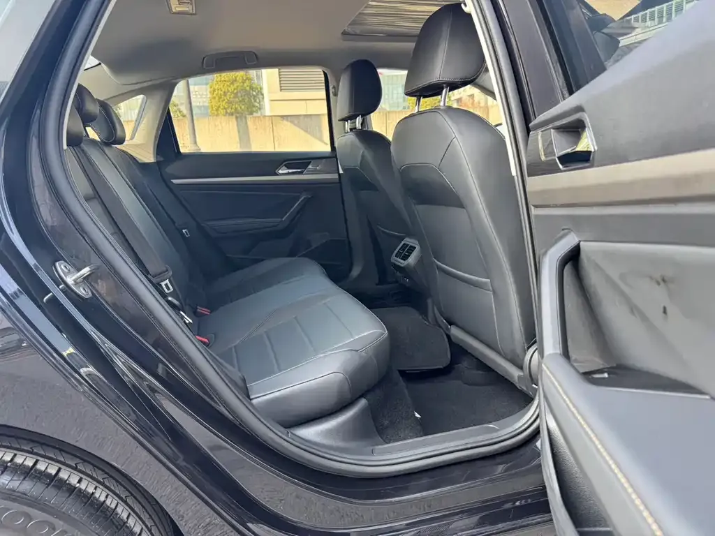 Volkswagen Lavida 2022 из CN, фото 10