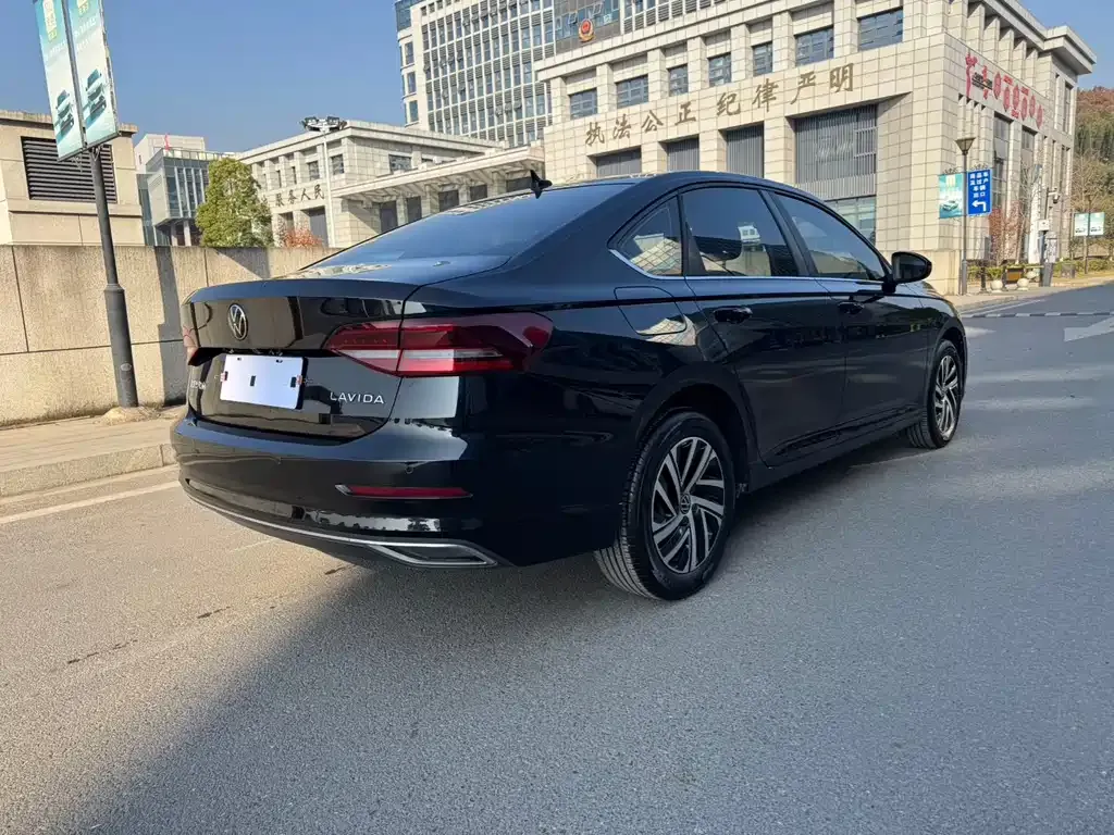Volkswagen Lavida 2022 из CN, фото 5