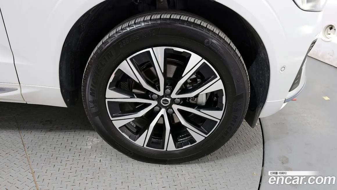 Volvo XC60 2025 из KR, фото 5