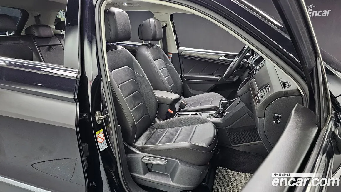 Volkswagen Tiguan — фото 7